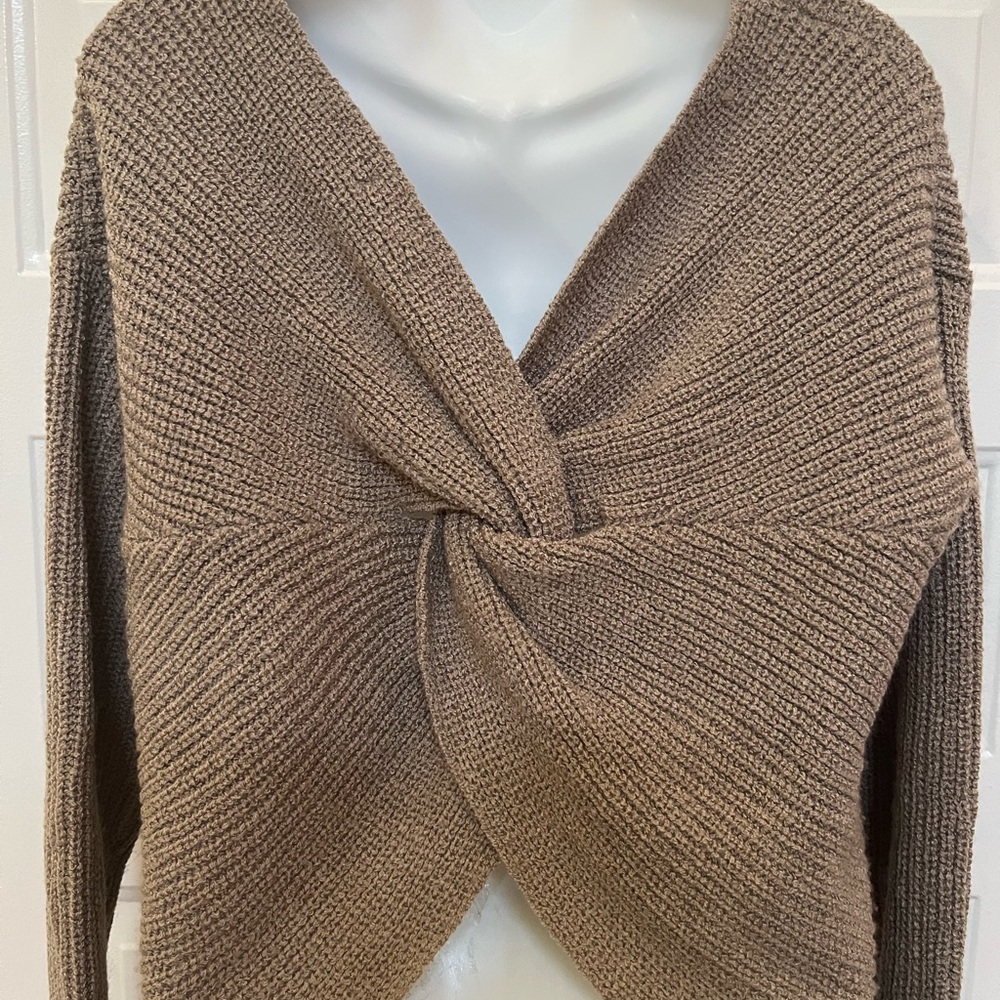 Illa Illa Twisted Tie Knot Back Tan Knit Small Sweater